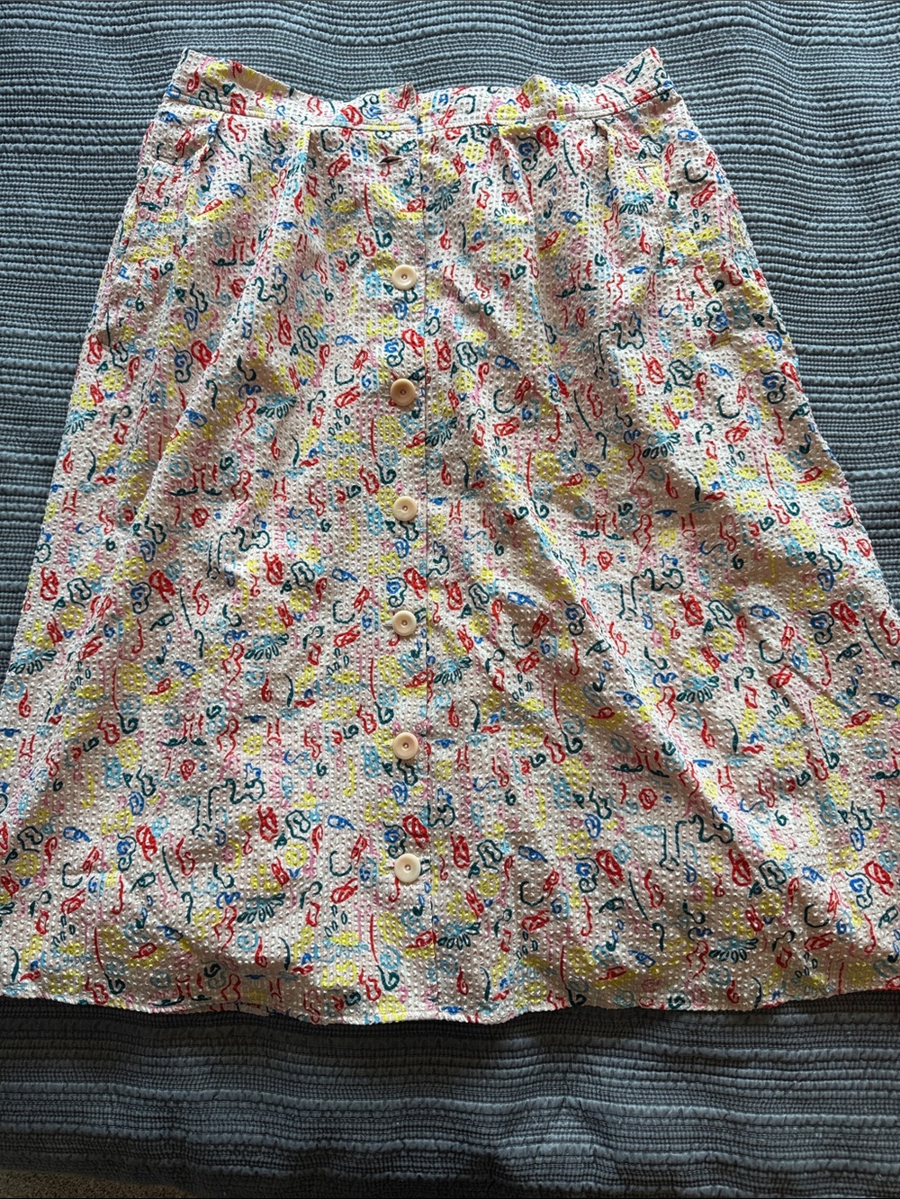 A-Line Multicolor Button-Front Seersucker Skirt - White Base